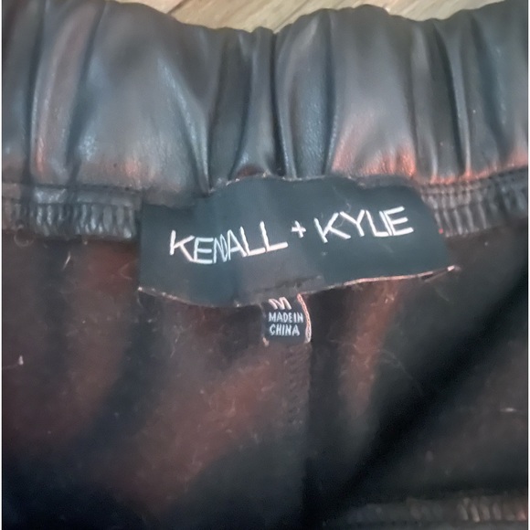 Kendall + Kylie black “leather” pants, size m - Picture 2 of 3